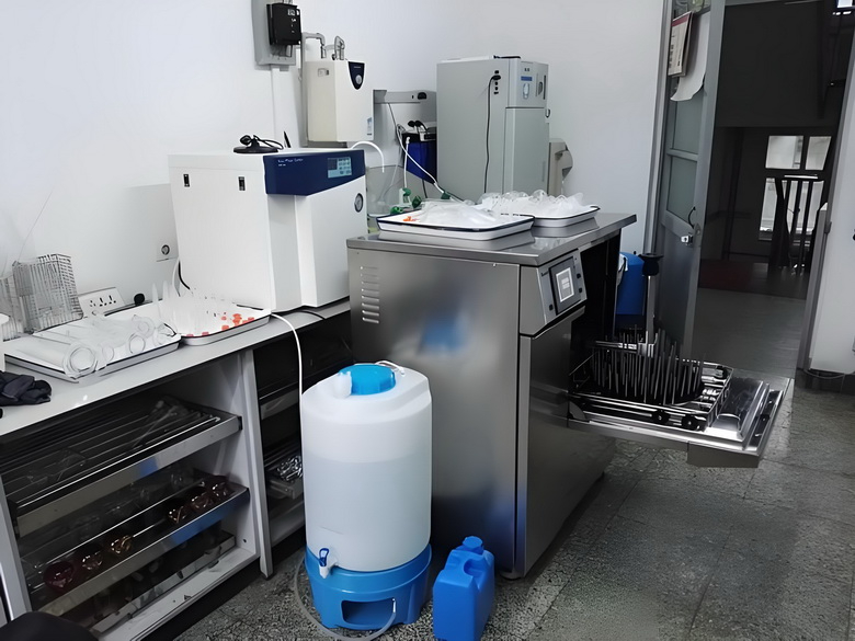 实验室喷淋清洗机